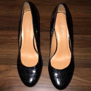 Nine West Black Pump, Size 8